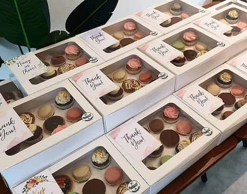 Baker V - Cupcake Delivery In Singapore (Credit: Baker V) 