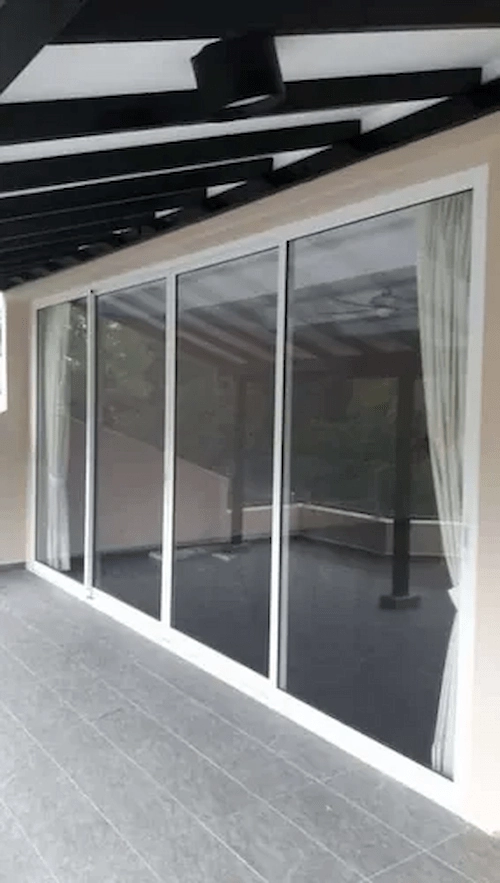 Deluxe Fold Door Private Limited - Glass Doors Singapore (Credit: Deluxe Fold Door Private Limited)