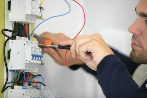  LOCAL SERVICE: ELECTRICAL SERVICES - Electricians Singapore