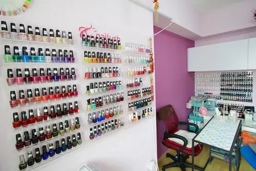 Nailush Spa - Nail Salon Singapore