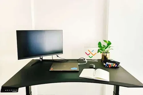 Omnidesk Pro 2020 - Standing Desk Singapore (Credit: Omnidesk)