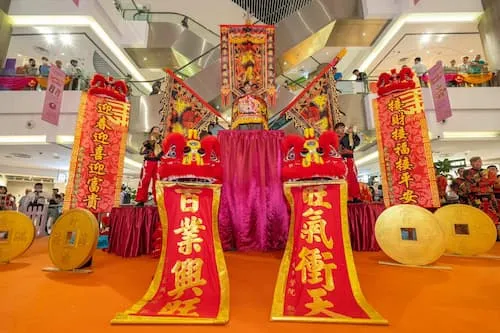 Singapore Wei Eng Dragon & Lion Dance Centre - Lion Dance Singapore (Credit: Singapore Wei Eng)