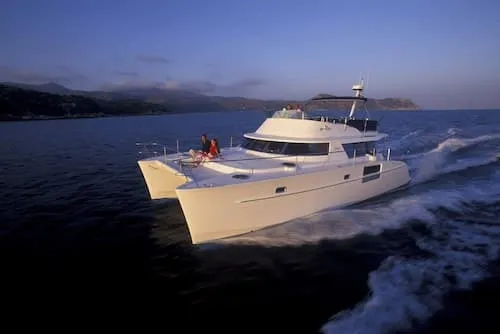 Singapore Yacht Charter - Yacht Rental Singapore (Credit: Singapore Yacht Charter)