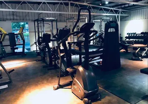  Dennis Gym - Gym Membership Singapore 