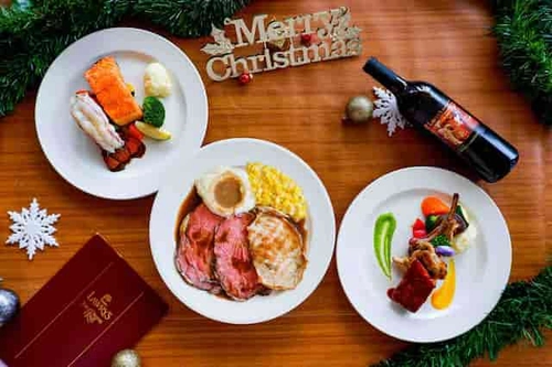 Lawry's Prime Rib - Singapore Christmas Dinner (Credit: Lawry's Prime Rib)