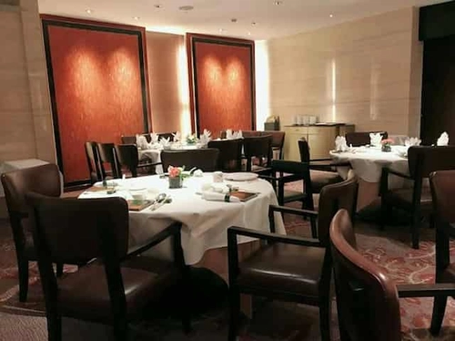 Li Bai Cantonese Restaurant - Singapore Chinese Restaurant (Credit: Li Bai Cantonese Restaurant) 