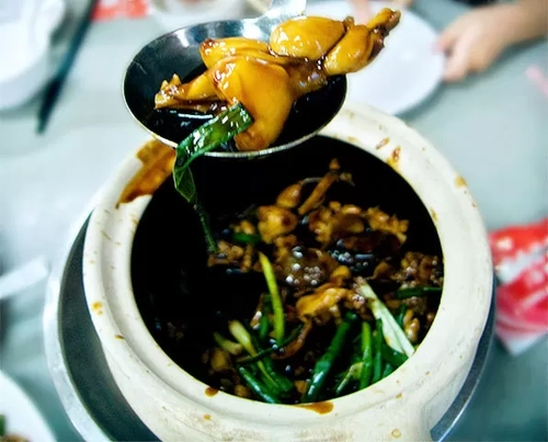 Lion City Frog Porridge - Frog Porridge Singapore (Credit: Lion City) 