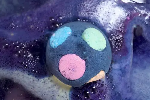 Lush The World’s Smallest Disco - Bath Bomb Singapore