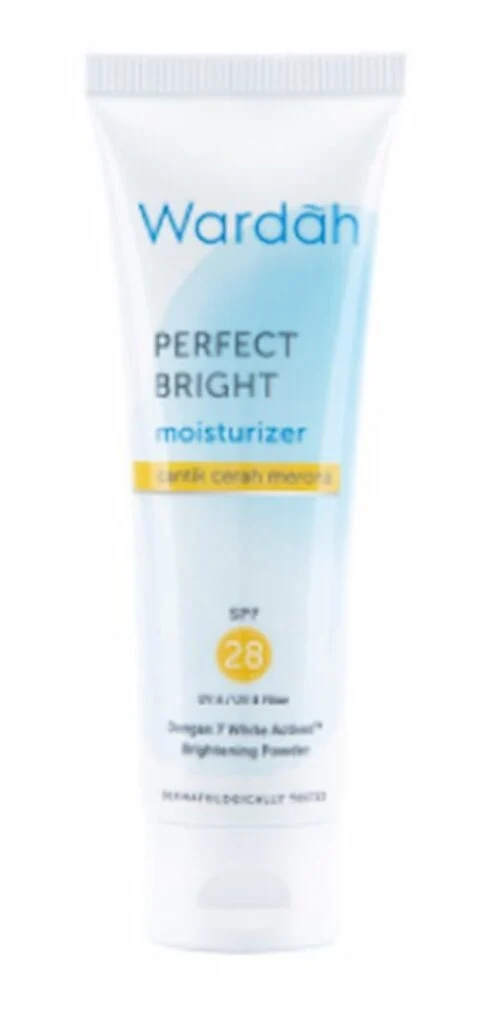 Wardah Perfect Bright Moisturizer SPF28 - Moisturizer Malaysia (Credit: Wardah)  