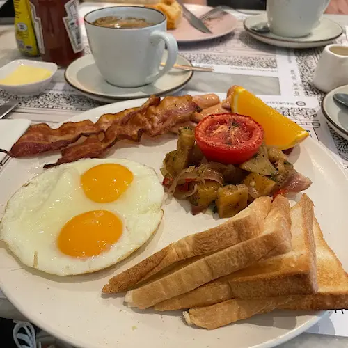 Cafe Tartine  - Breakfast Bangkok 