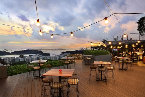 Dusk Restaurant & Bar - Restaurants With Outdoor Drinking Singapore