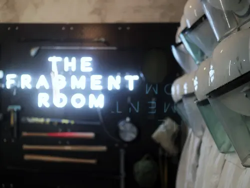 Fragment Room -Activities in Singapore