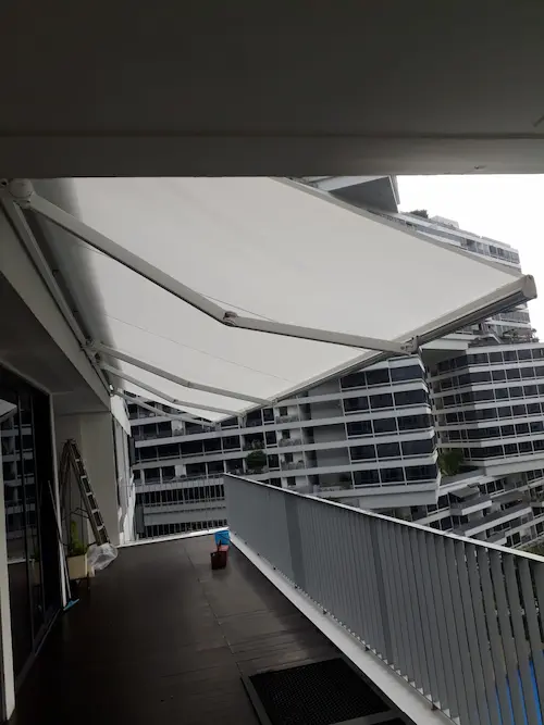 HLH Singapore - Retractable Awning Singapore (Credit: HLH Singapore)