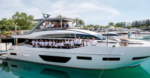 Boat Lagoon Yachting - Yacht Rental Singapore (Credit: Boat Lagoon Yachting)