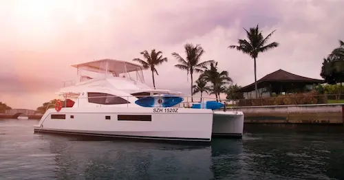 Valencia Yachts - Yacht Rental Singapore (Credit: The Yacht Club)