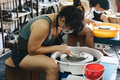 Ves Studio - Pottery Class Singapore (Credit: Ves Studio's Facebook)